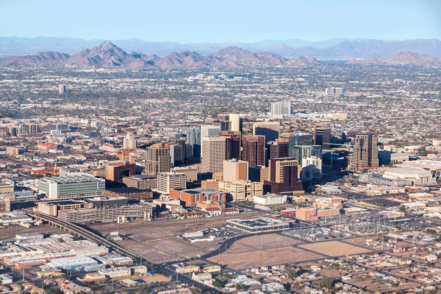 Boutique hotel in Phoenix with desert style architecture